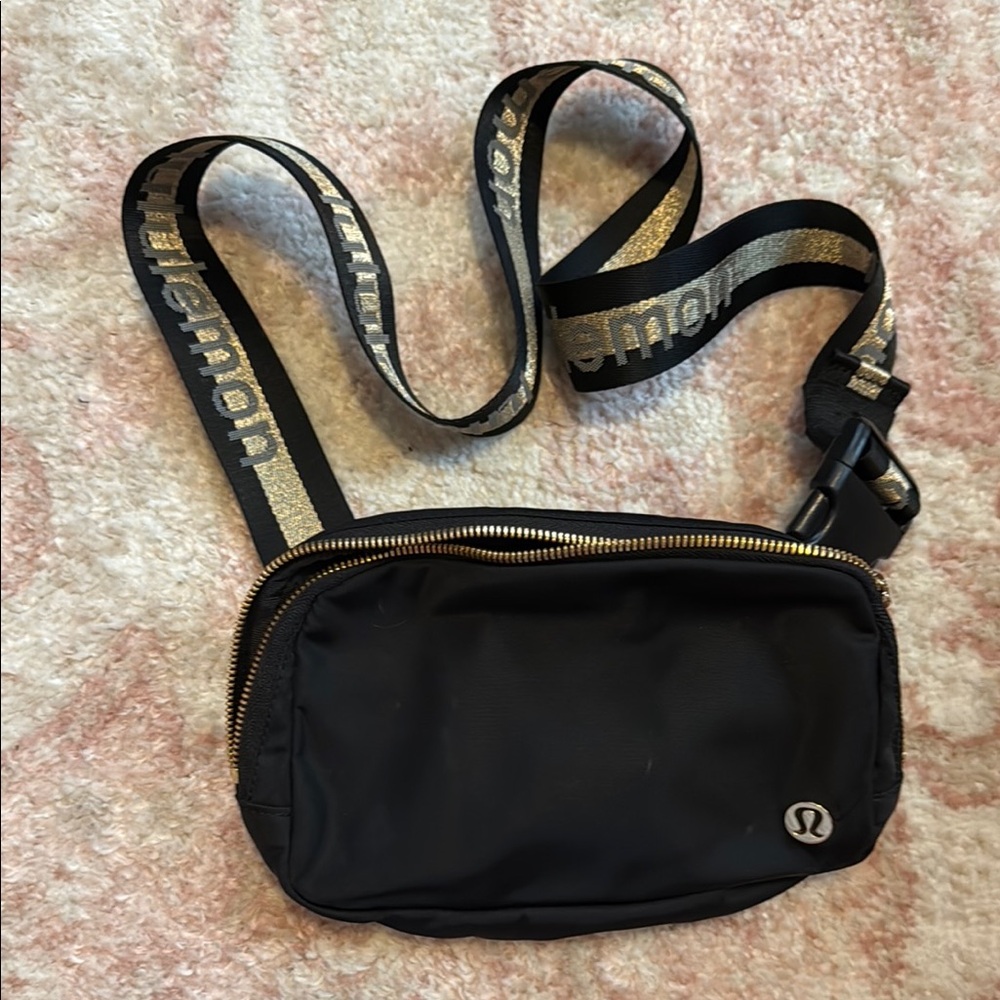 lululemon athletica Black Belt Bag with Adjustable Strap